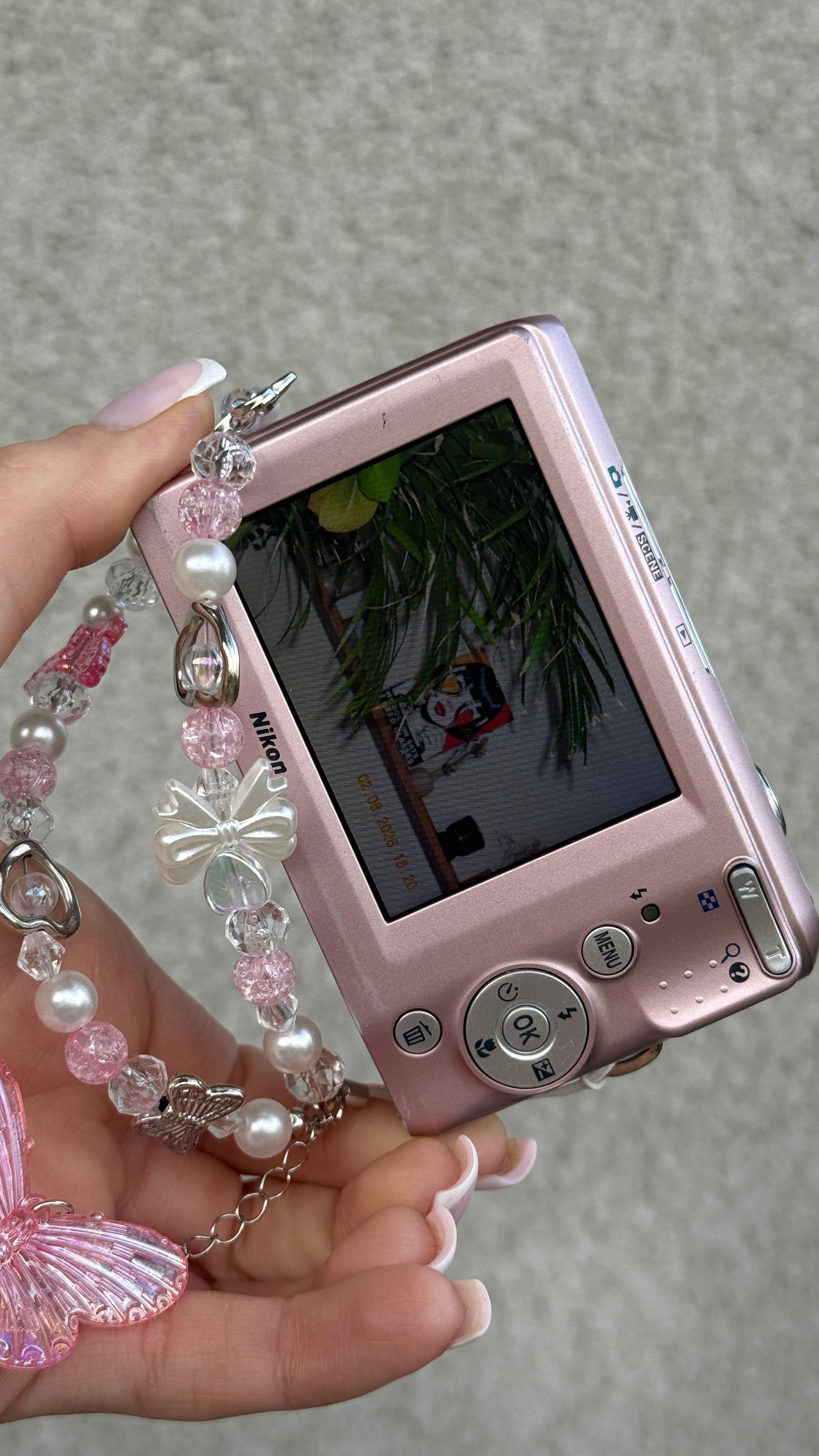 Nikon Coolpix L19