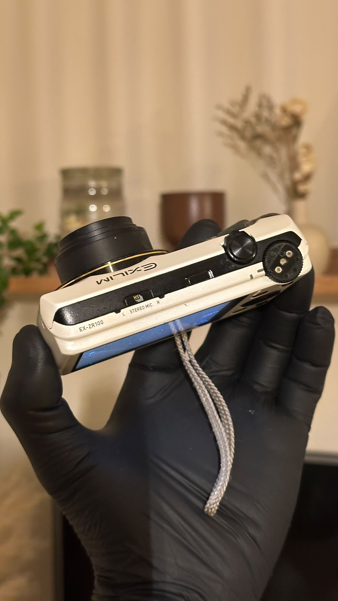 Casio EX-ZR100 – używany aparat cyfrowy